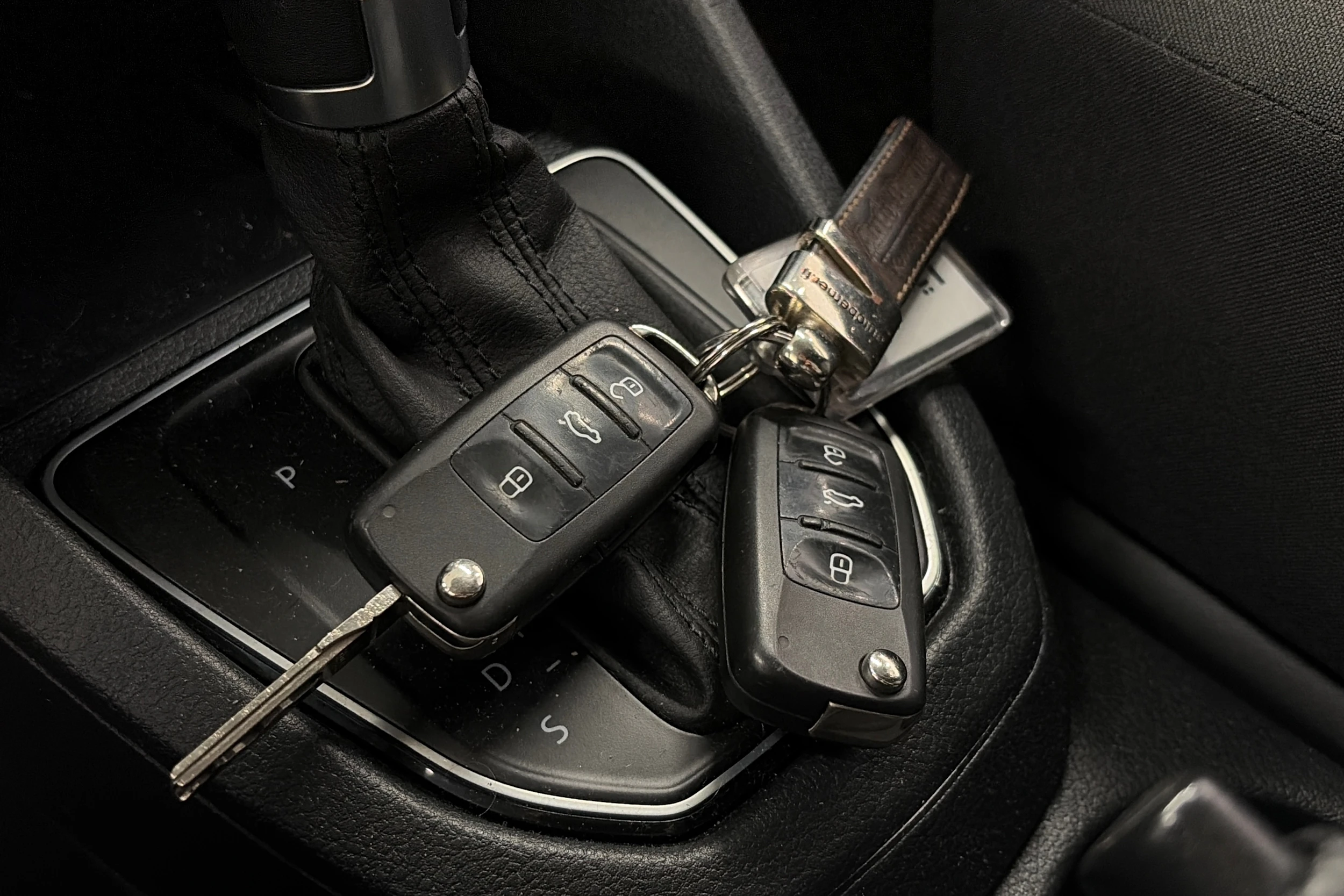 Valkoinen Volkswagen Caddy Maxi 2019 kuva 28.