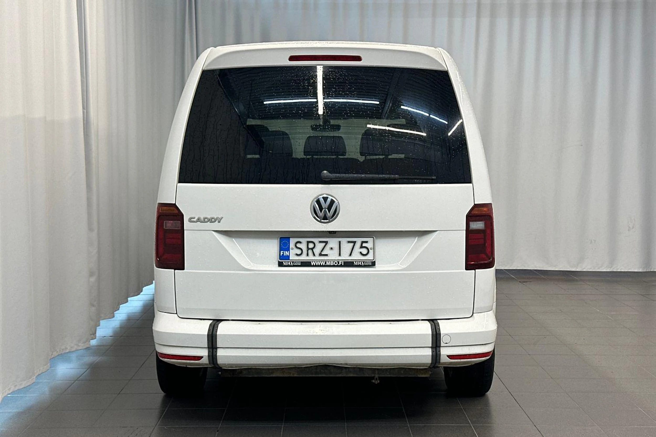 valkoinen Volkswagen Caddy Maxi 2019 kuva 6.