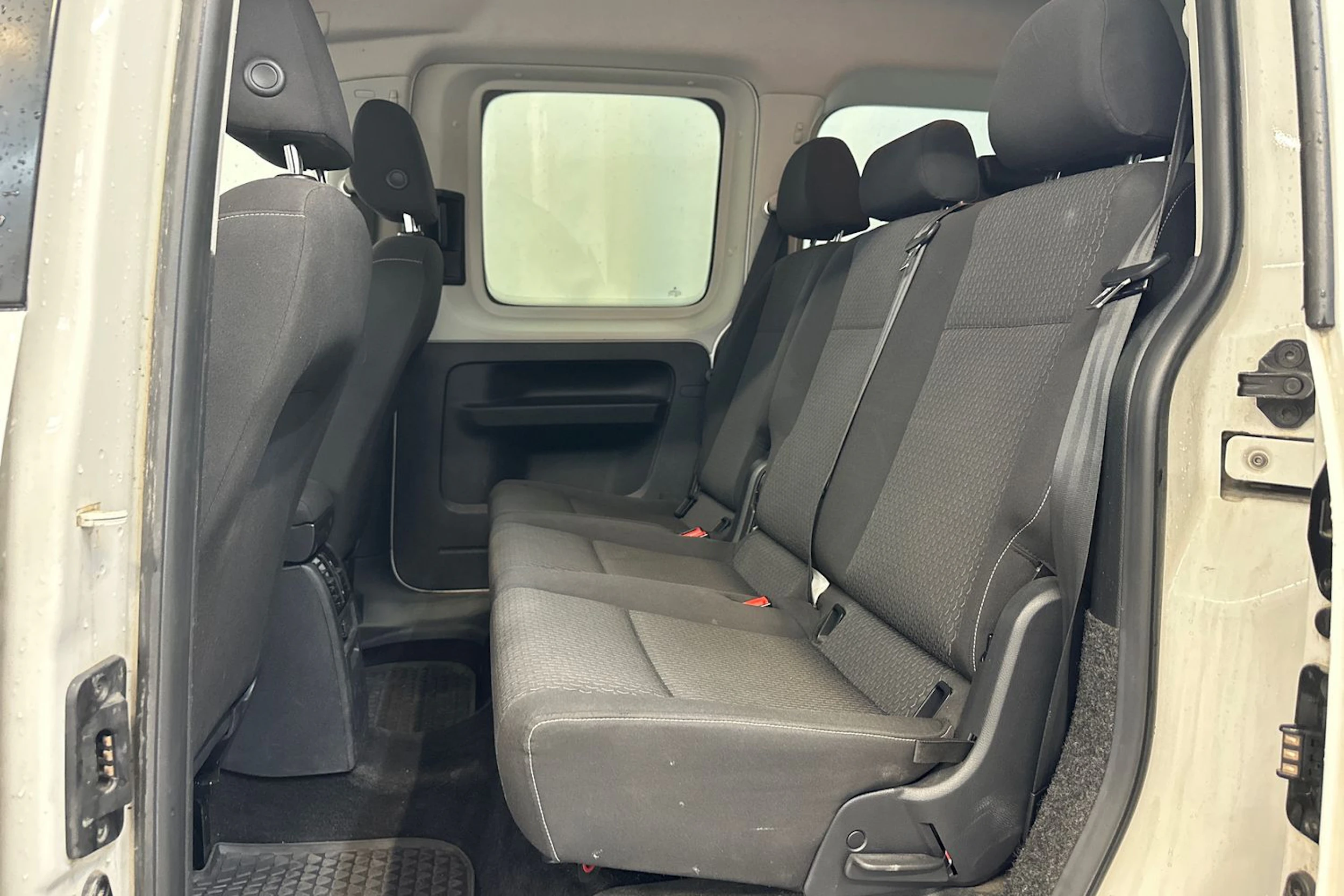 valkoinen Volkswagen Caddy Maxi 2019 kuva 11.