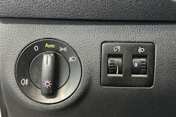 valkoinen Volkswagen Caddy Maxi 2019 kuva 16.
