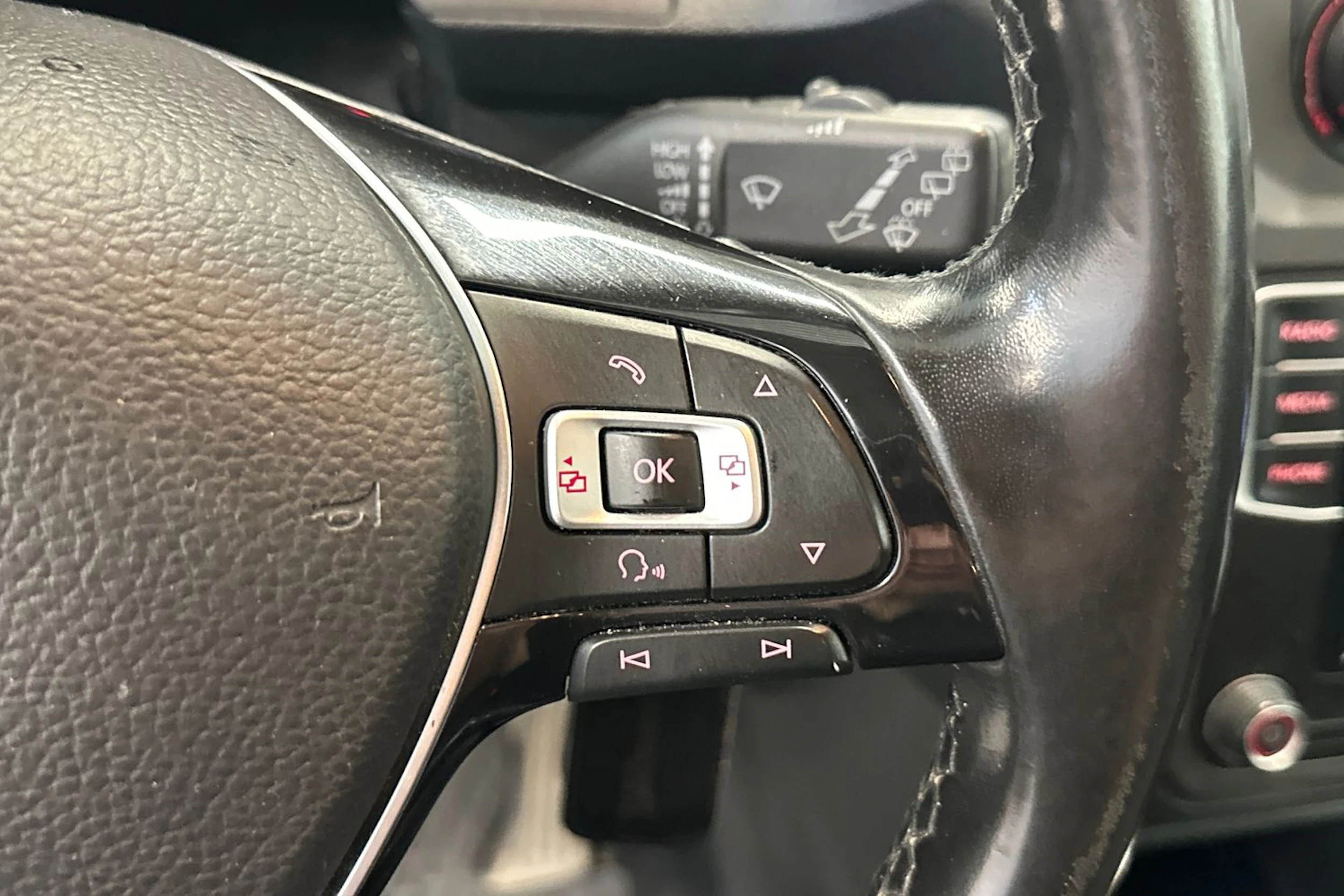 valkoinen Volkswagen Caddy Maxi 2019 kuva 18.