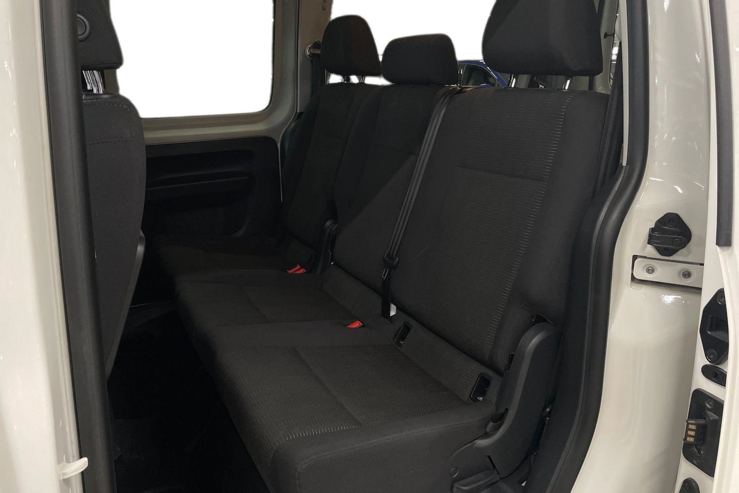 valkoinen Volkswagen Caddy Maxi 2019 kuva 11.