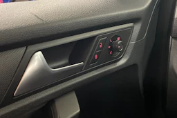 valkoinen Volkswagen Caddy Maxi 2019 kuva 18.