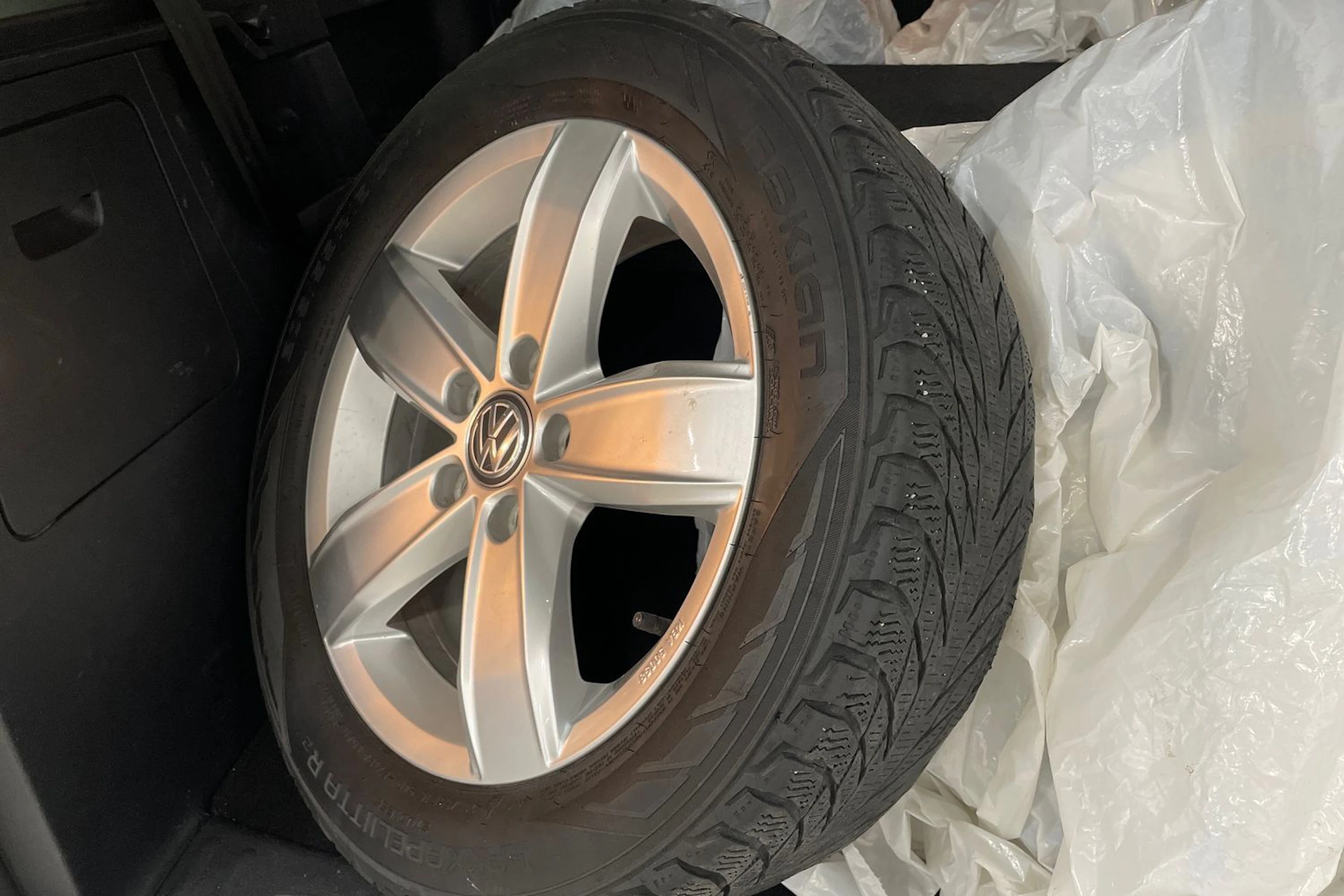 valkoinen Volkswagen Caddy Maxi 2019 kuva 21.