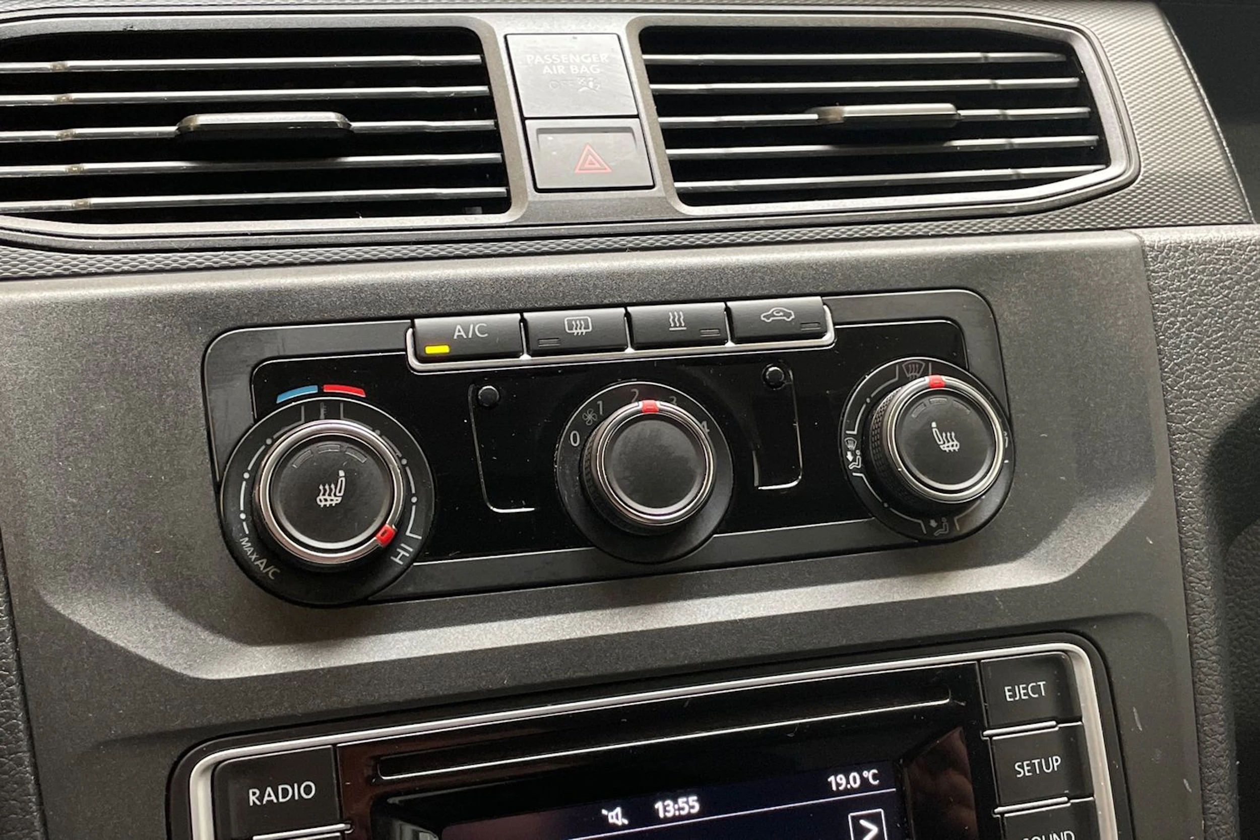 harmaa Volkswagen Caddy Maxi 2020 kuva 20.