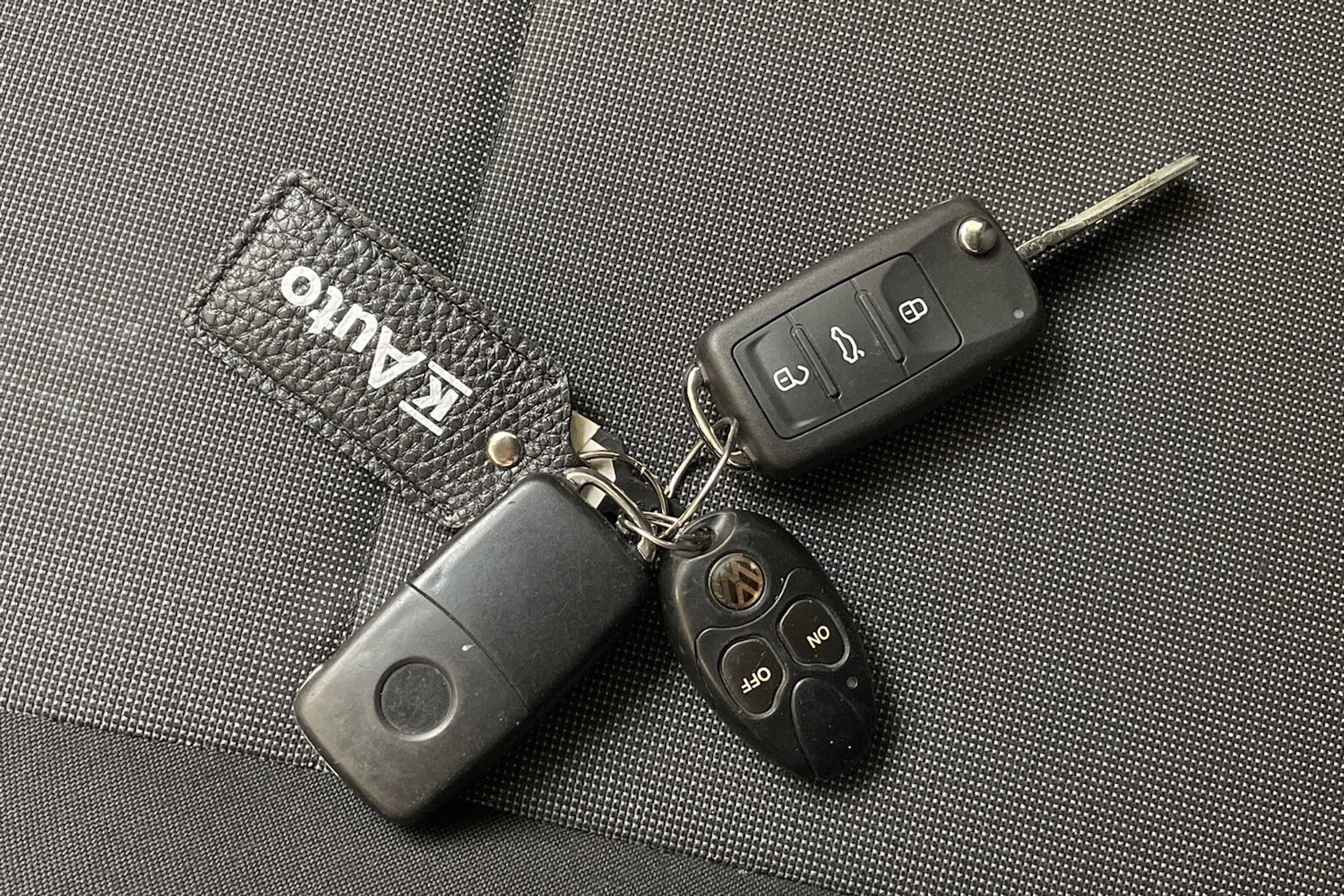 harmaa Volkswagen Caddy Maxi 2020 kuva 25.