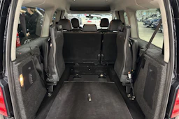 met. musta Volkswagen Caddy Maxi 2020 kuva 16.