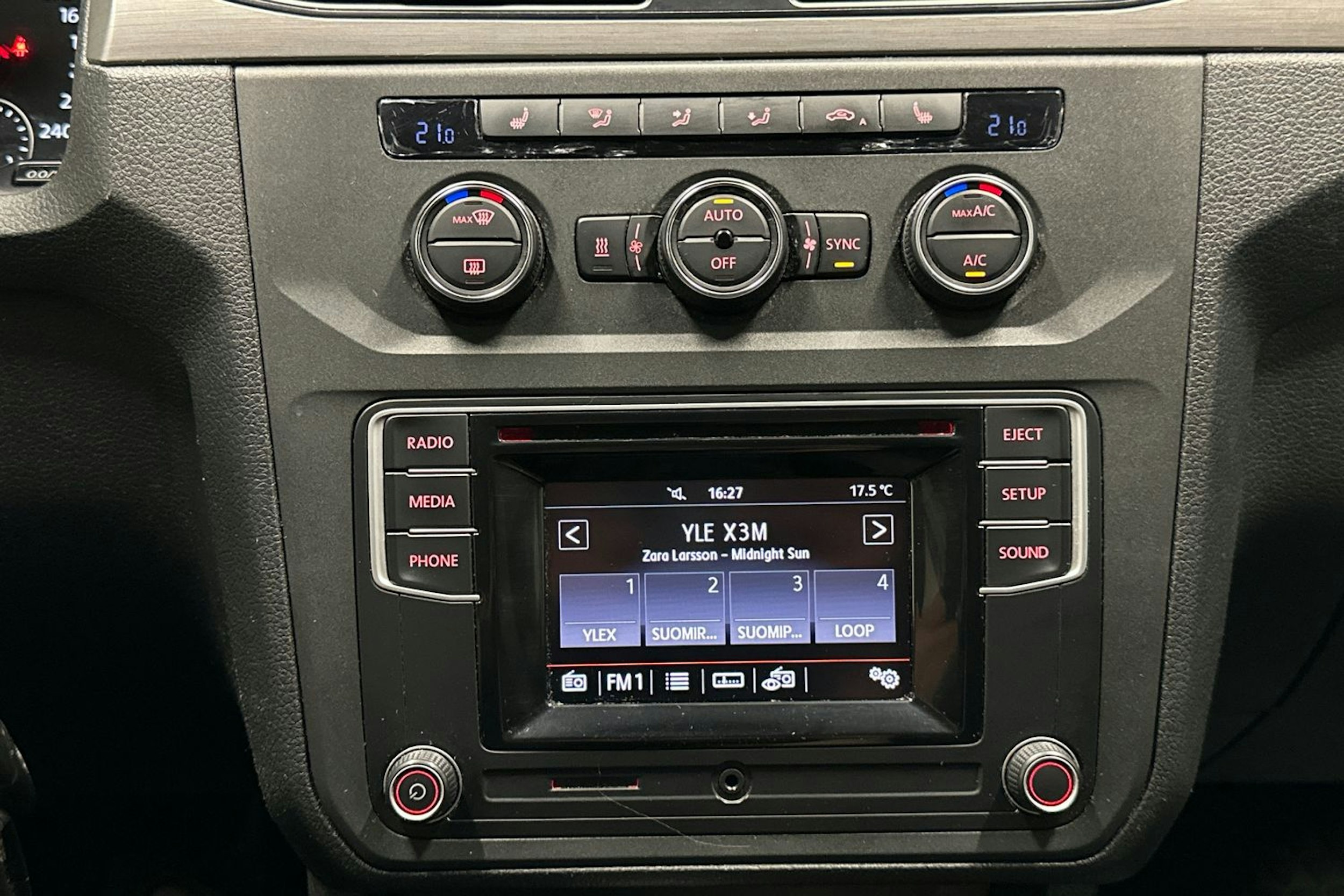 harmaa Volkswagen Caddy Maxi 2020 kuva 20.