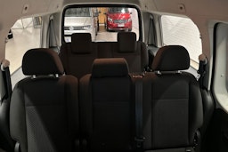 harmaa Volkswagen Caddy Maxi 2020 kuva 32.