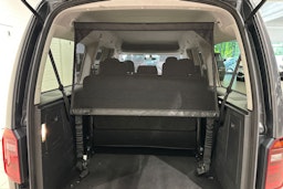 harmaa Volkswagen Caddy Maxi 2020 kuva 36.
