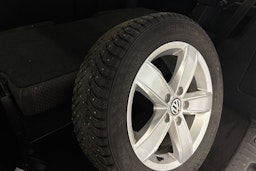 harmaa Volkswagen Caddy Maxi 2020 kuva 12.