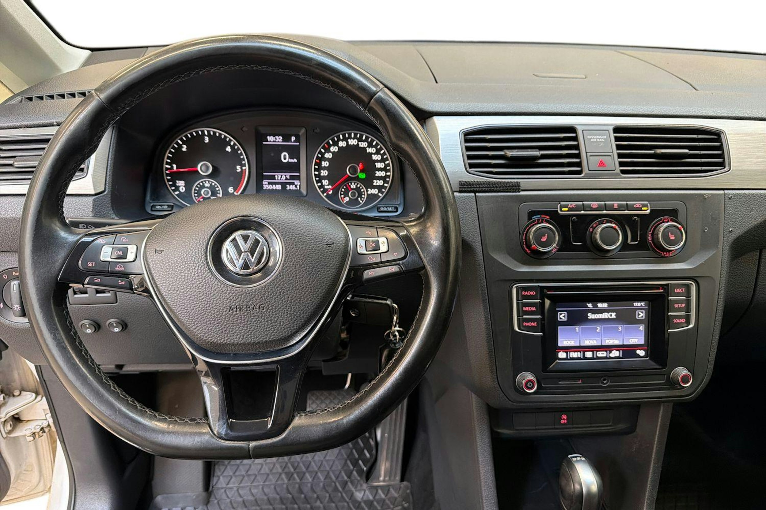 valkoinen Volkswagen Caddy Maxi 2020 kuva 9.