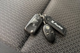 valkoinen Volkswagen Caddy Maxi 2020 kuva 20.