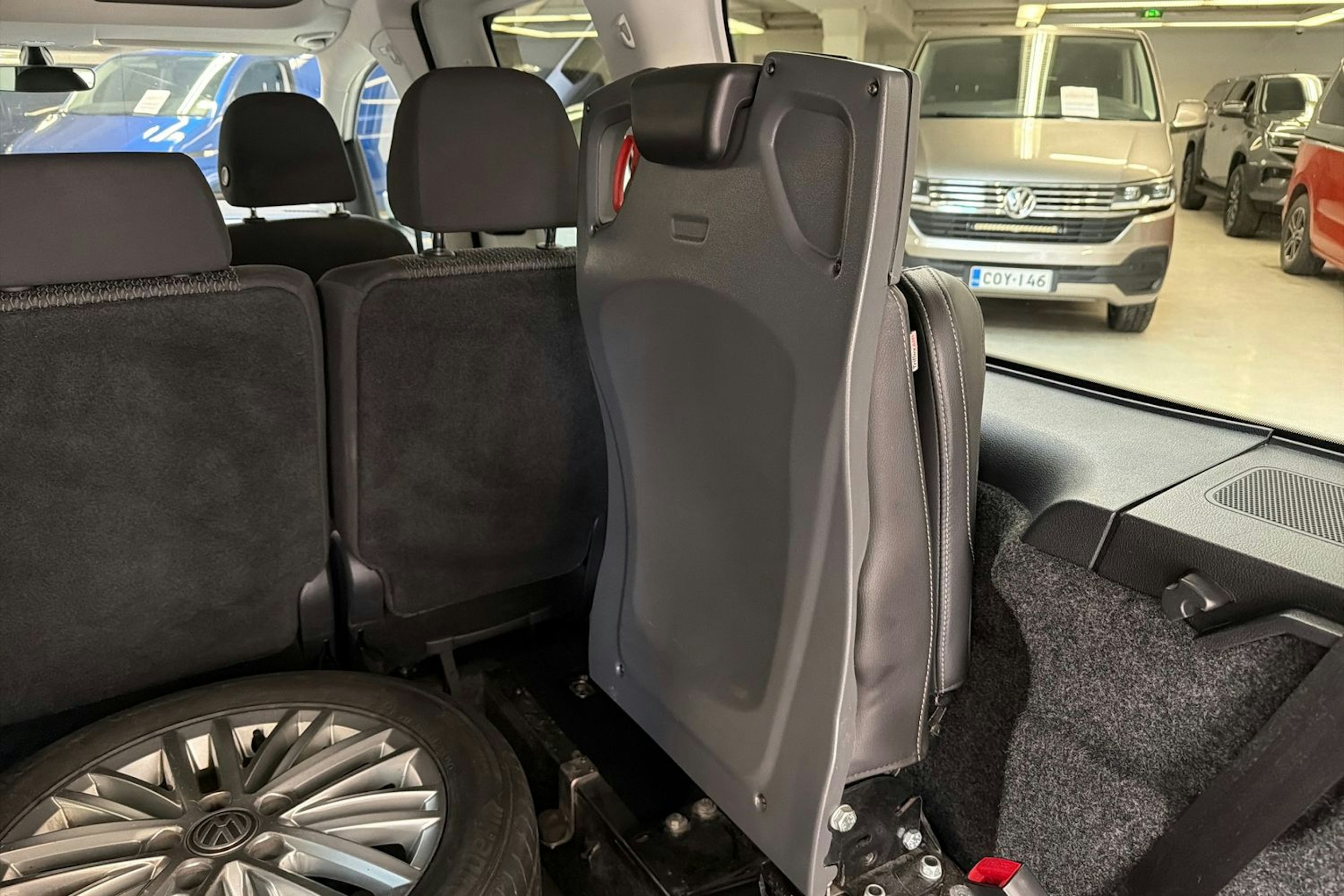 valkoinen Volkswagen Caddy Maxi 2020 kuva 24.