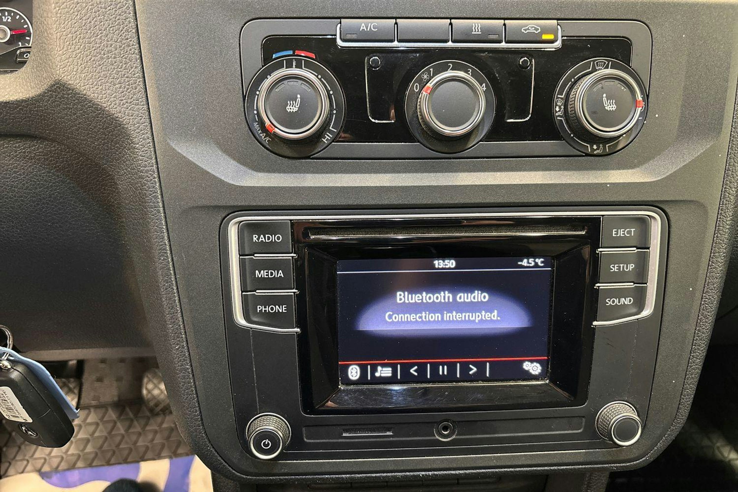 valkoinen Volkswagen Caddy Maxi 2020 kuva 9.