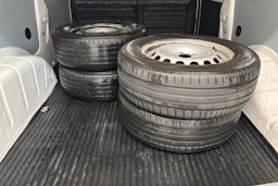 valkoinen Volkswagen Caddy Maxi 2020 kuva 16.