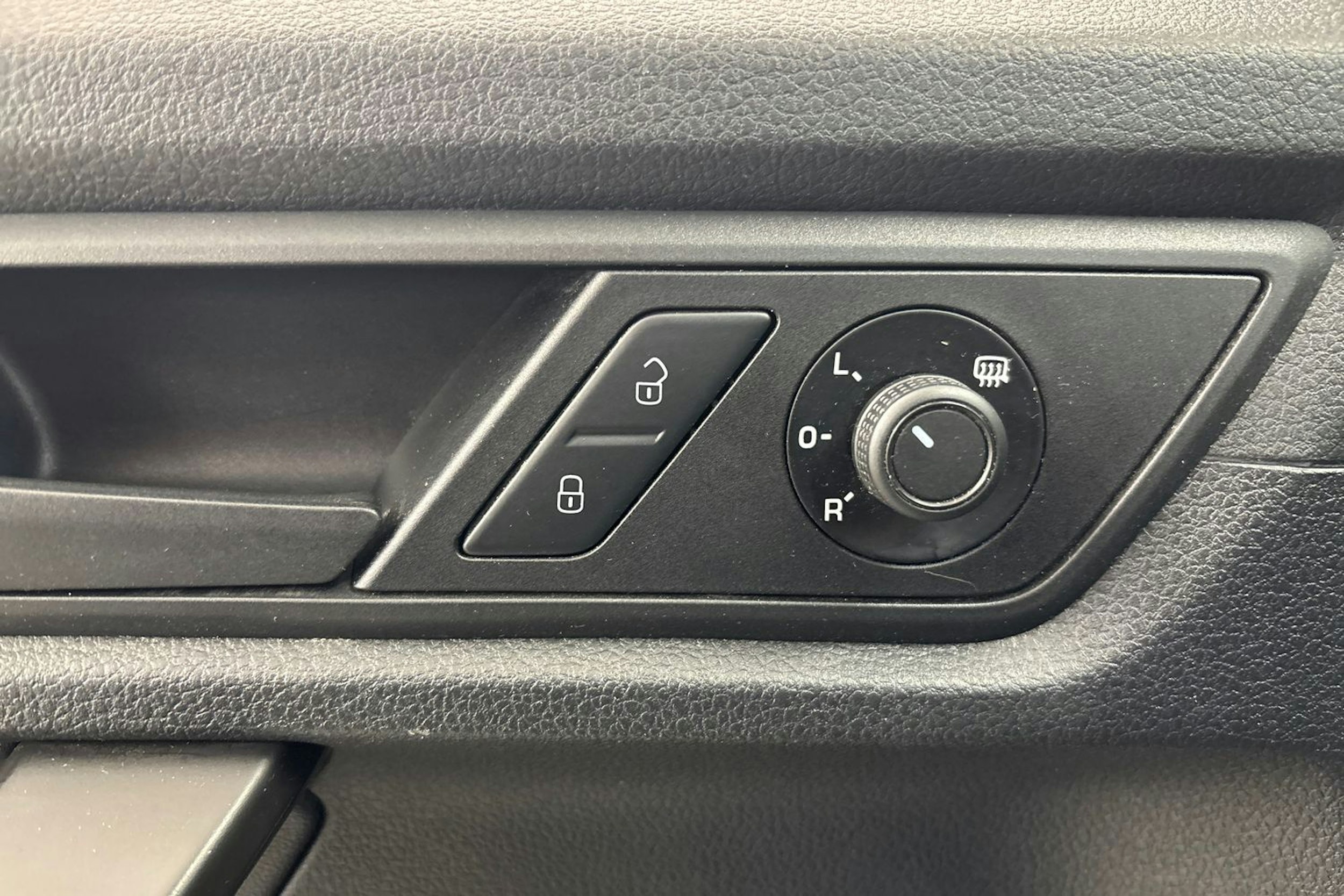 valkoinen Volkswagen Caddy Maxi 2020 kuva 19.