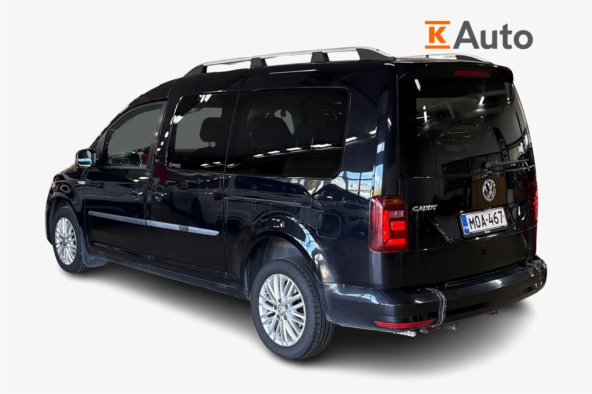 Musta Volkswagen Caddy Maxi 2020 kuva 2.