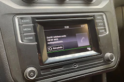 valkoinen Volkswagen Caddy Maxi 2020 kuva 24.