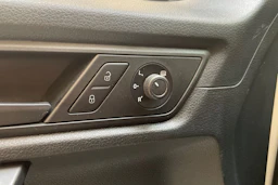 valkoinen Volkswagen Caddy Maxi 2020 kuva 30.