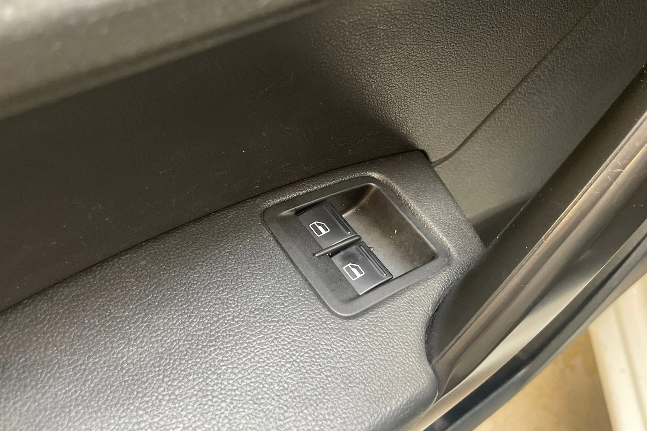 valkoinen Volkswagen Caddy Maxi 2020 kuva 31.