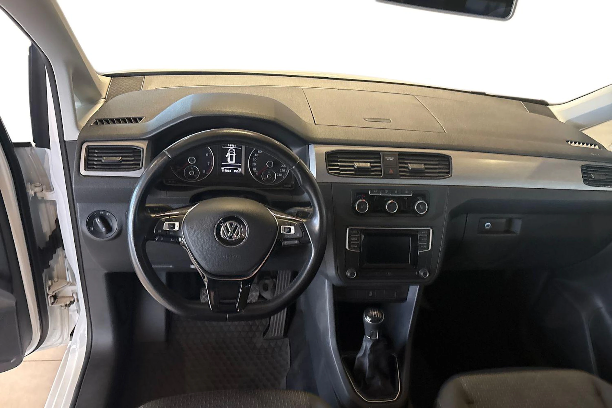 Valkoinen Volkswagen Caddy Maxi 2020 kuva 7.