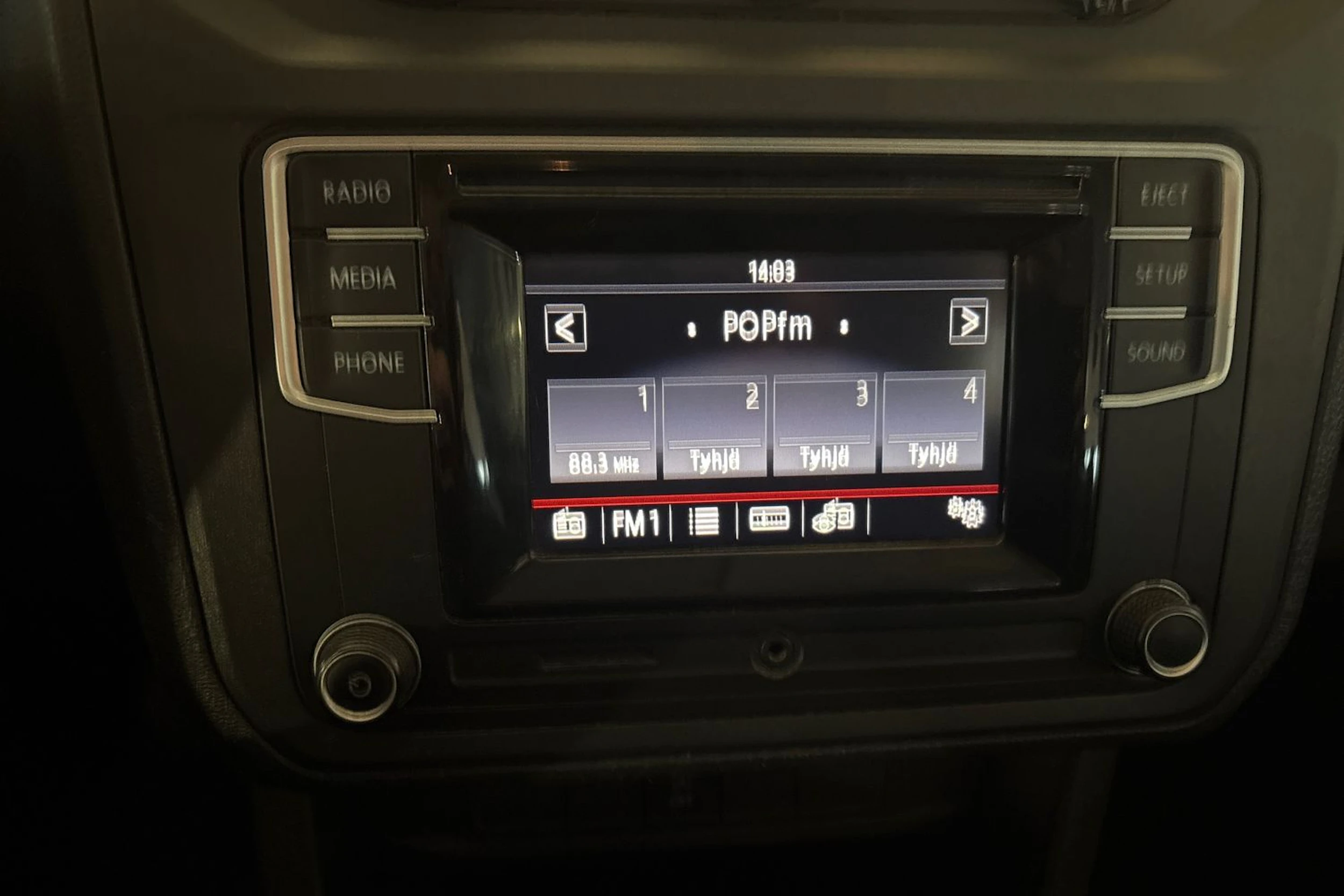 Valkoinen Volkswagen Caddy Maxi 2020 kuva 15.