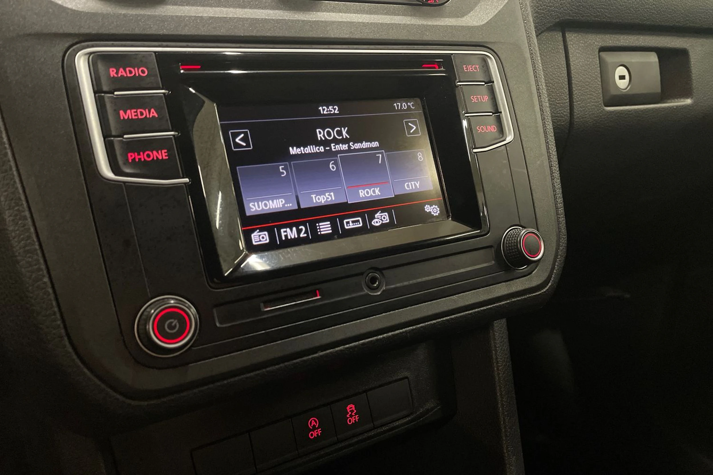 valkoinen Volkswagen Caddy Maxi 2020 kuva 15.