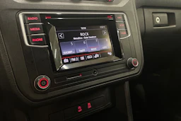 valkoinen Volkswagen Caddy Maxi 2020 kuva 15.