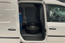 valkoinen Volkswagen Caddy Maxi 2020 kuva 21.