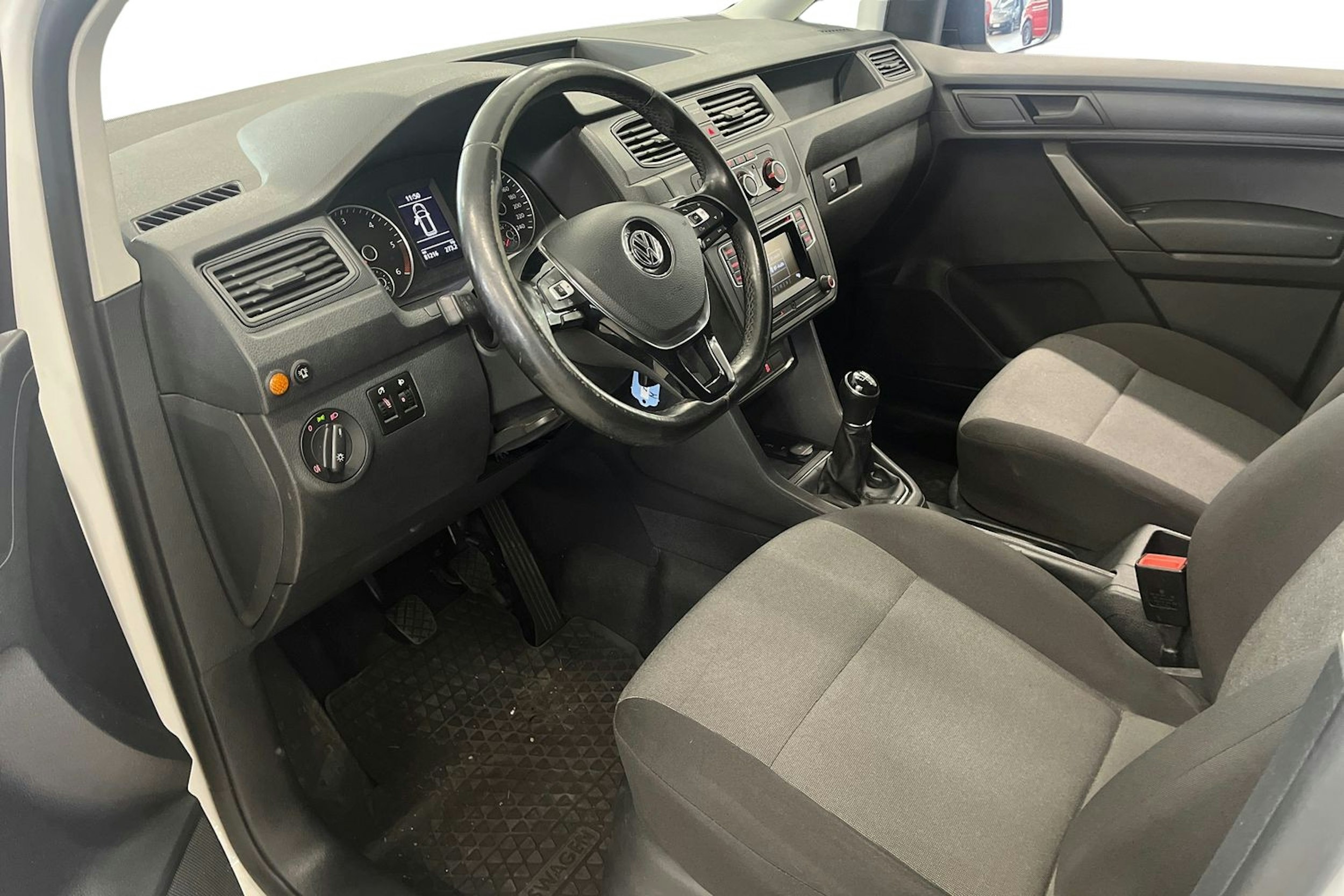 valkoinen Volkswagen Caddy Maxi 2020 kuva 3.