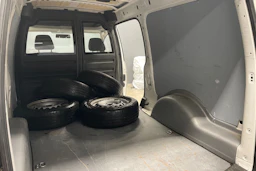 valkoinen Volkswagen Caddy Maxi 2020 kuva 20.