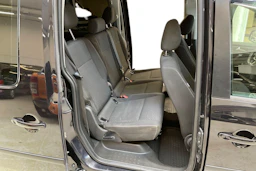 musta Volkswagen Caddy Maxi 2020 kuva 11.