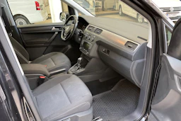 musta Volkswagen Caddy Maxi 2020 kuva 13.