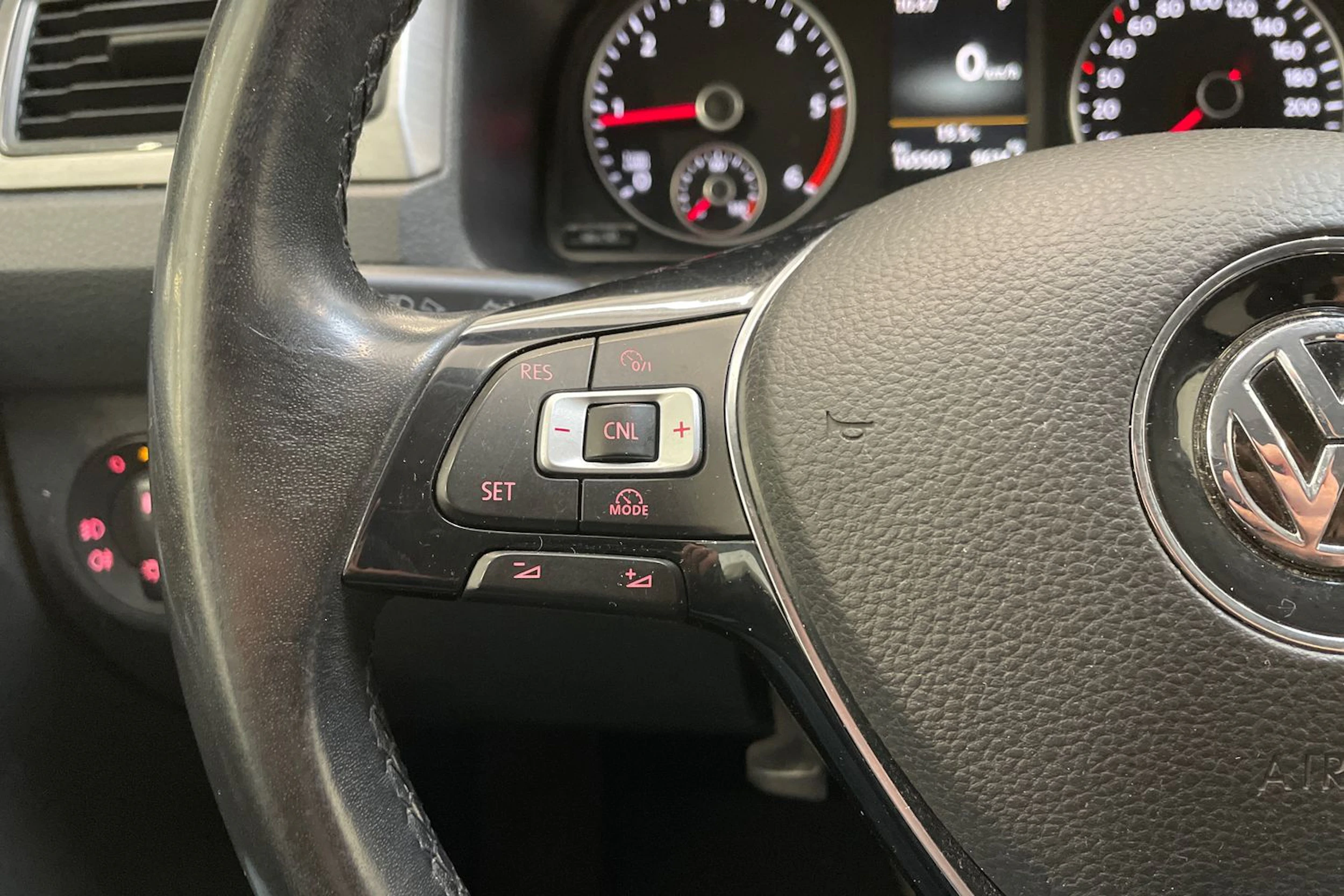 musta Volkswagen Caddy Maxi 2020 kuva 20.