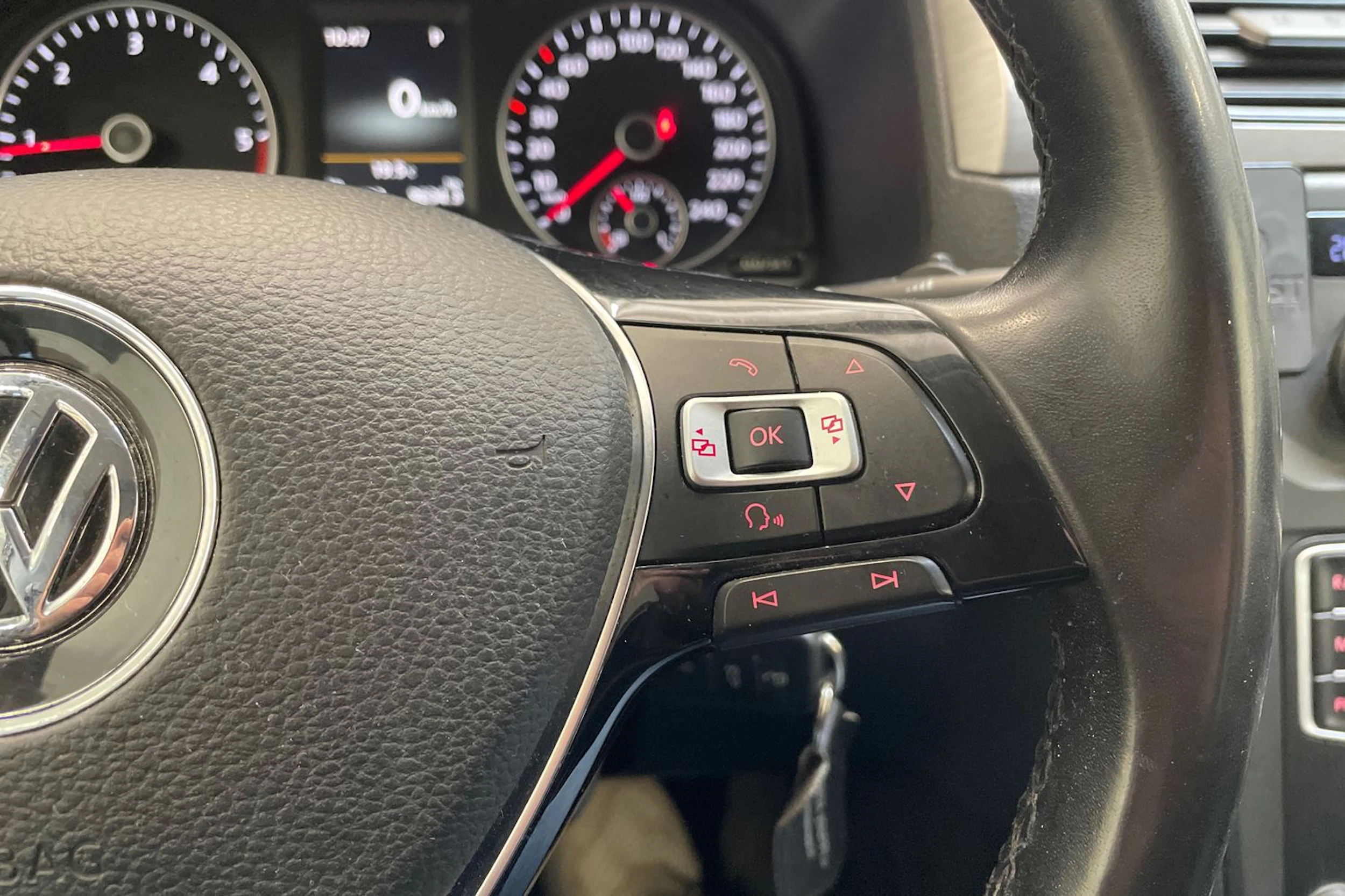 musta Volkswagen Caddy Maxi 2020 kuva 21.