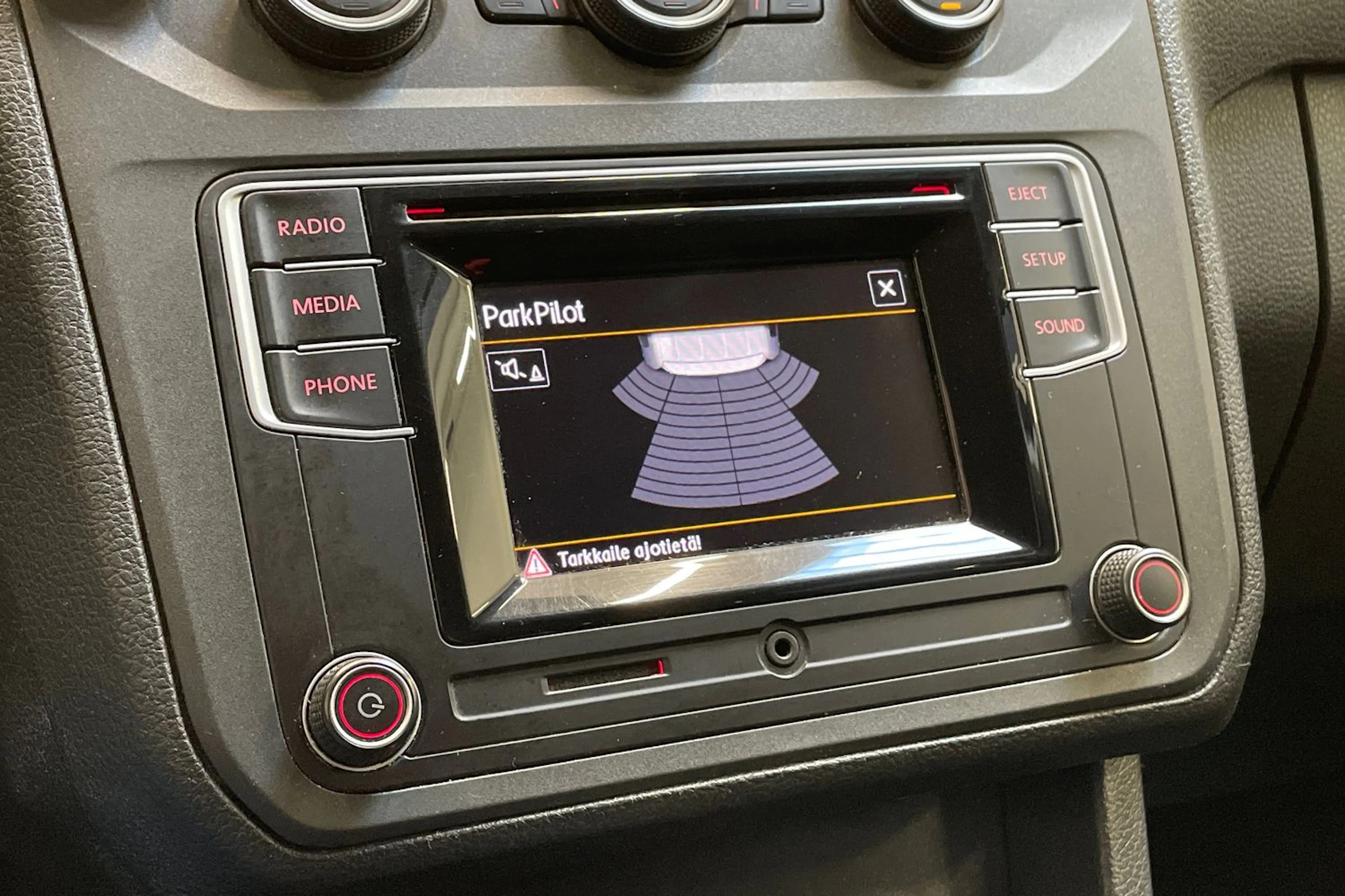 musta Volkswagen Caddy Maxi 2020 kuva 25.