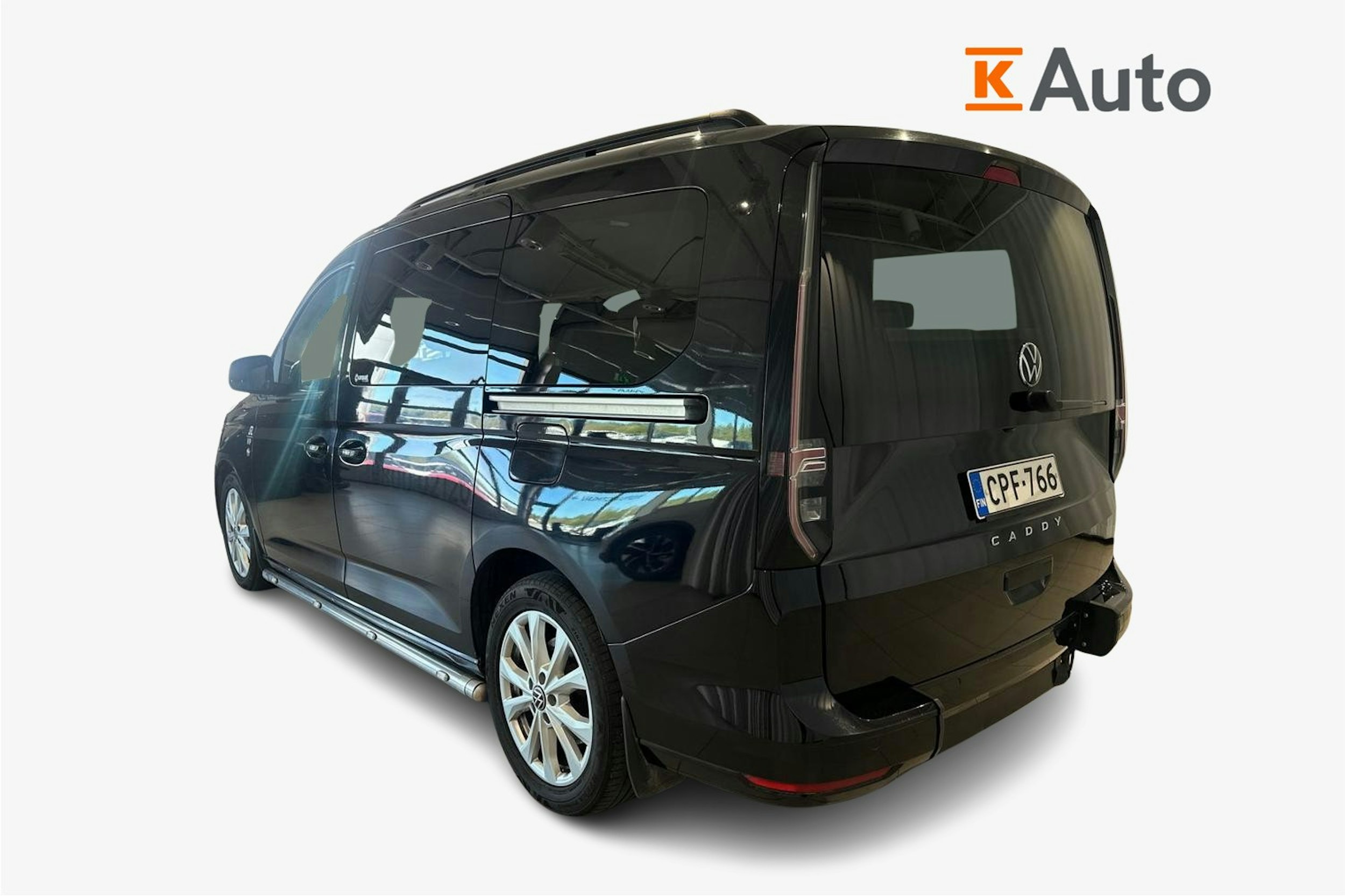 musta Volkswagen Caddy Maxi 2021 kuva 2.