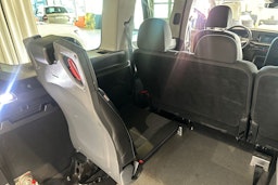 musta Volkswagen Caddy Maxi 2021 kuva 17.