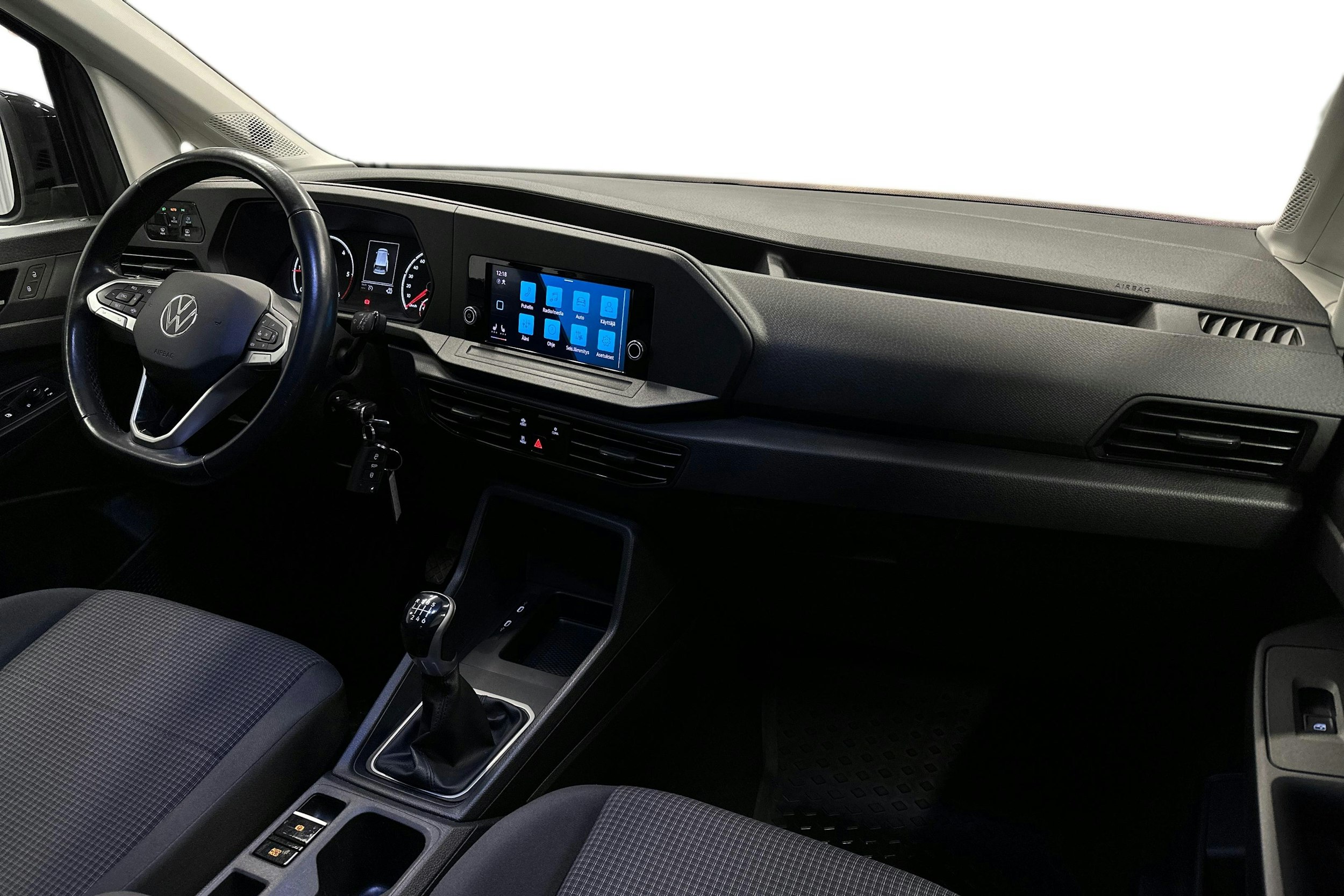 harmaa Volkswagen Caddy Maxi 2021 kuva 9.