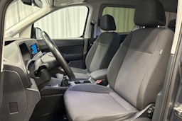 harmaa Volkswagen Caddy Maxi 2021 kuva 17.