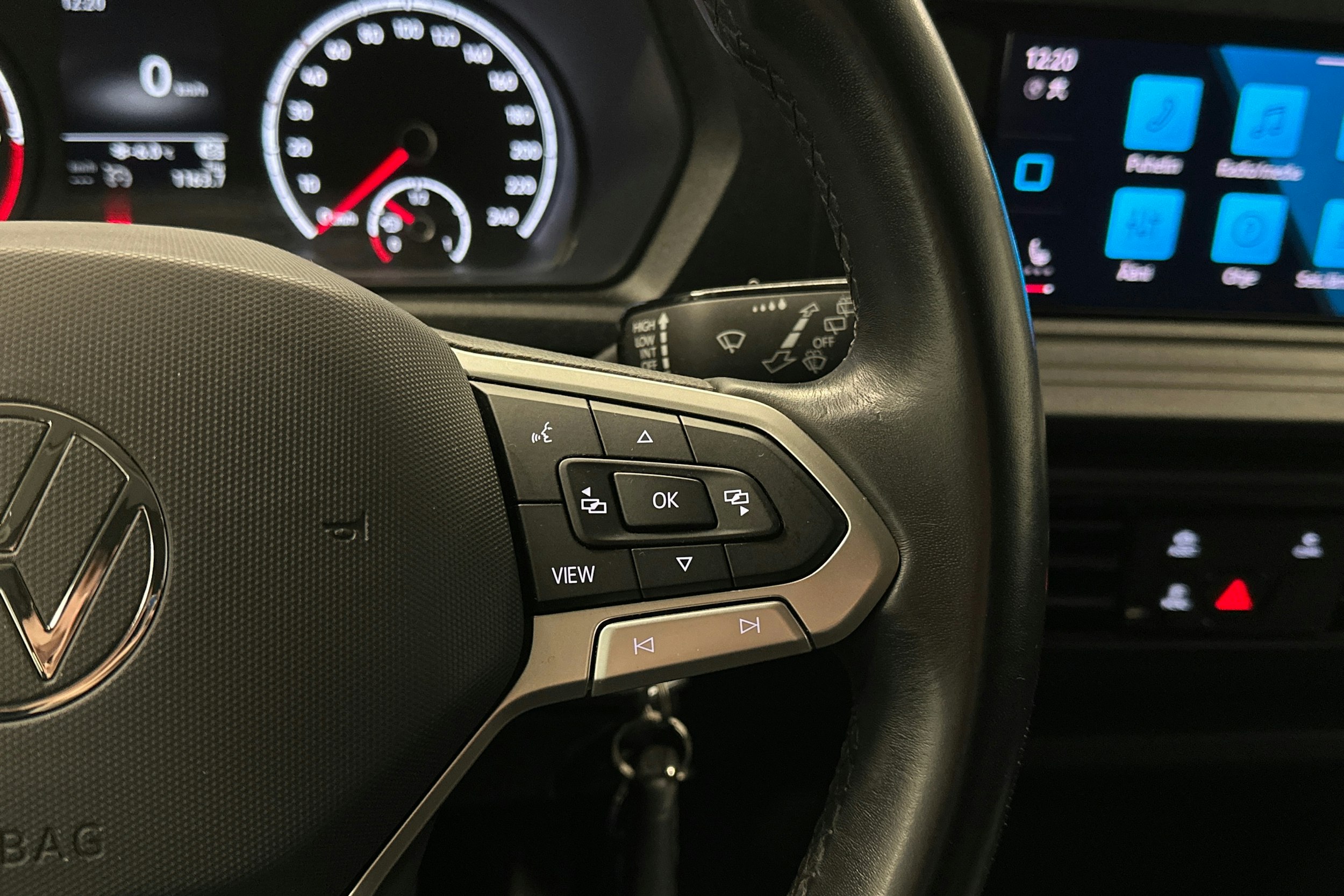 harmaa Volkswagen Caddy Maxi 2021 kuva 20.