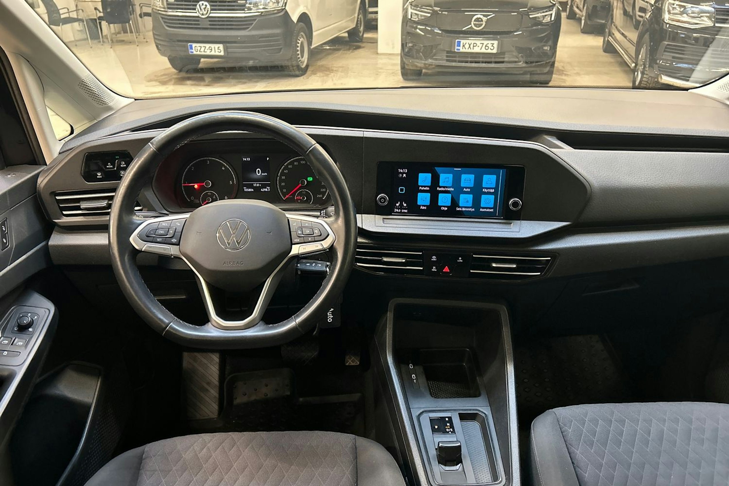 met. musta Volkswagen Caddy Maxi 2021 kuva 13.