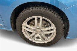 Valkoinen Volkswagen Caddy Maxi 2021 kuva 11.