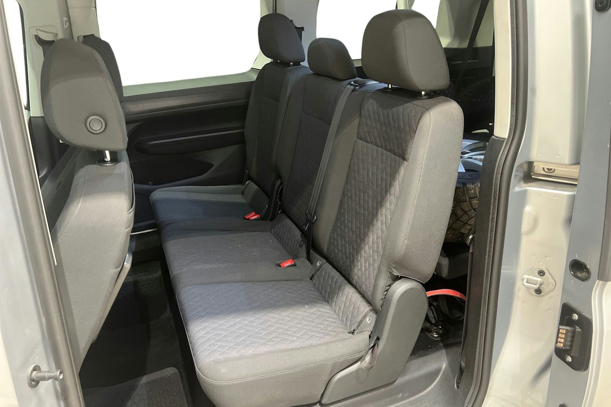 hopea Volkswagen Caddy Maxi 2021 kuva 10.