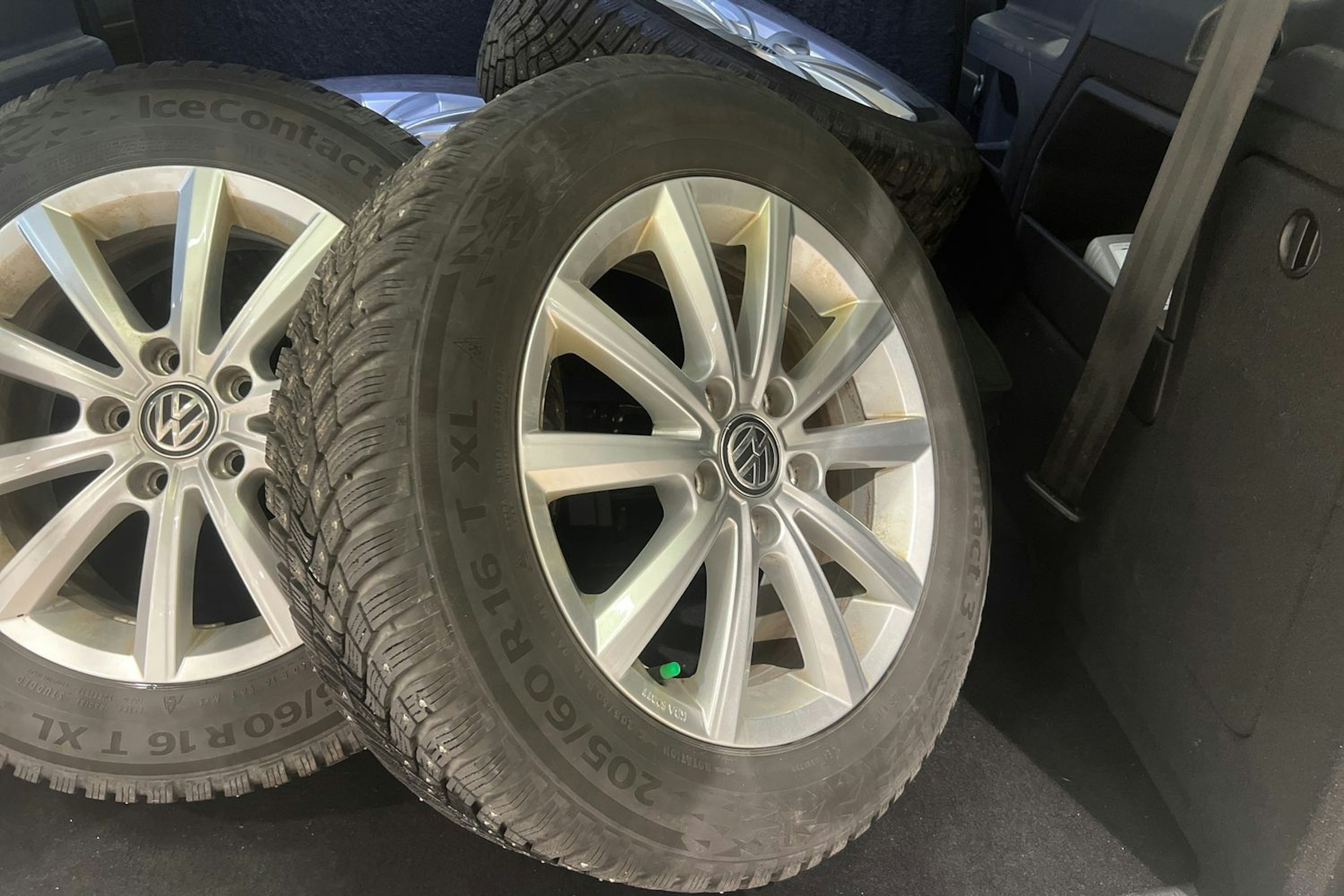 hopea Volkswagen Caddy Maxi 2021 kuva 13.