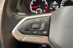 punainen Volkswagen Caddy Maxi 2021 kuva 18.