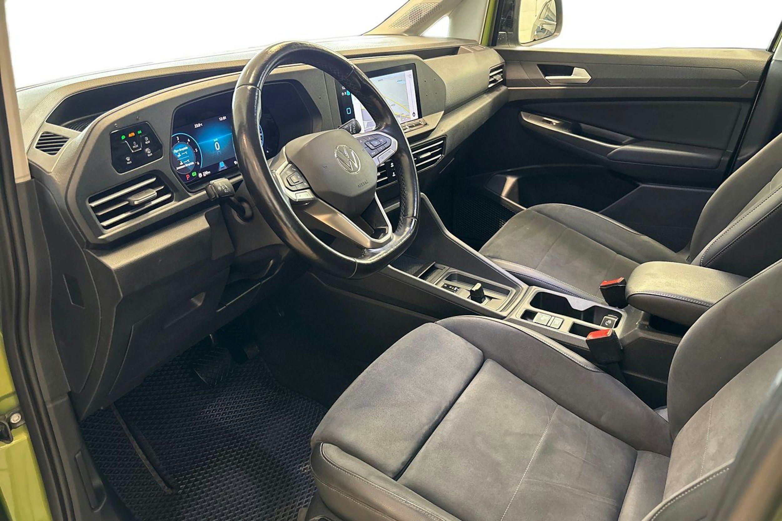 vihreä Volkswagen Caddy Maxi 2021 kuva 7.