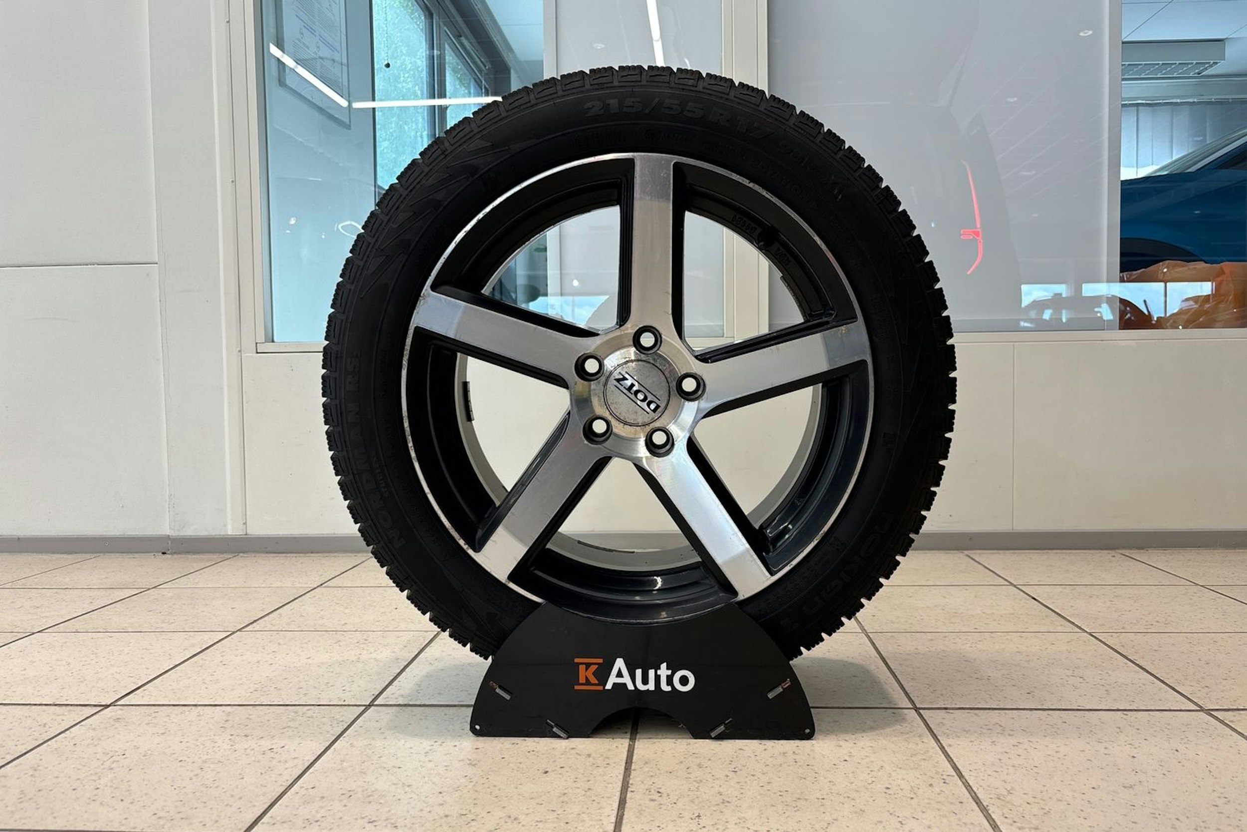 vihreä Volkswagen Caddy Maxi 2021 kuva 14.