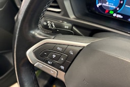 vihreä Volkswagen Caddy Maxi 2021 kuva 22.